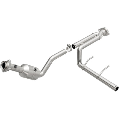 MagnaFlow Ford F-150 OEM Grade Federal / EPA Compliant Direct-Fit Catalytic Converter 52156 Photo - Primary
