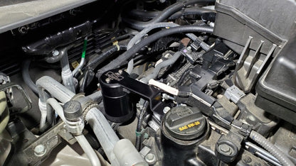 J&L 17-23 Honda CRV 1.5L Turbo Passenger Side Oil Separator 3.0 - Black Anodized 3112P-B 3112P-B Photo - Close Up