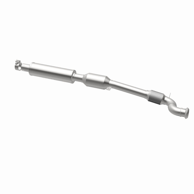 MagnaFlow Mini OEM Grade Federal / EPA Compliant Direct-Fit Catalytic Converter 21-365 360 Degree Image Set