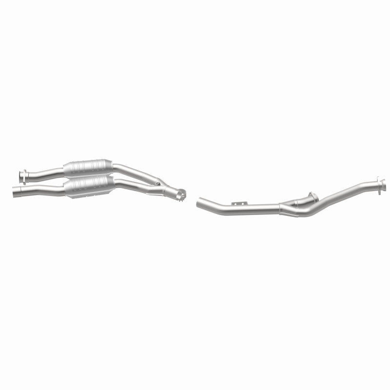 MagnaFlow Mercedes-Benz Standard Grade Federal / EPA Compliant Direct-Fit Catalytic Converter 93378 360 Degree Image Set