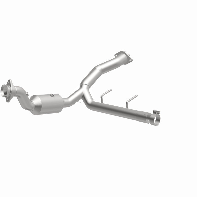 MagnaFlow Ford F-150 OEM Grade Federal / EPA Compliant Direct-Fit Catalytic Converter 21-475 360 Degree Image Set