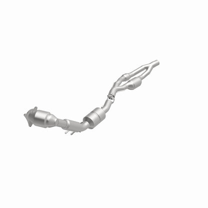 MagnaFlow Audi OEM Grade Federal / EPA Compliant Direct-Fit Catalytic Converter 49715 360 Degree Image Set