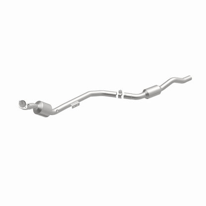 MagnaFlow Mercedes-Benz E350 OEM Grade Federal / EPA Compliant Direct-Fit Catalytic Converter 51645 360 Degree Image Set