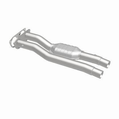 MagnaFlow HM Grade Federal / EPA Compliant Direct-Fit Catalytic Converter 95471 360 Degree Image Set