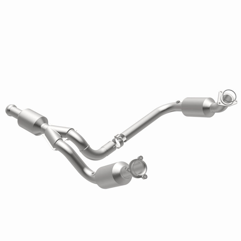 MagnaFlow California Grade CARB Compliant Direct-Fit Catalytic Converter 5582578 360 Degree Image Set