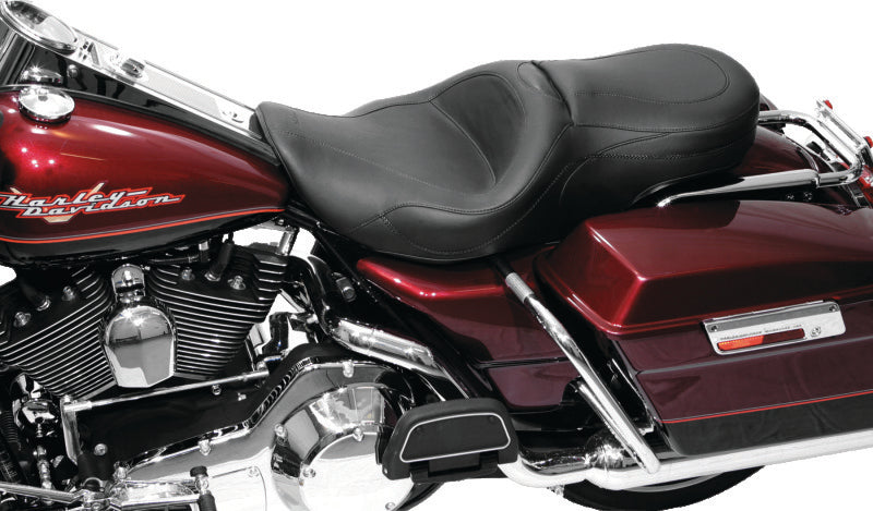 Mustang Motorcycle Mustang 97-07 Harley Road King, 06-07 Street Glide, 00-05 Eagle Sport Touring 1PC Seat - Black 75486 75486 Photo - Primary