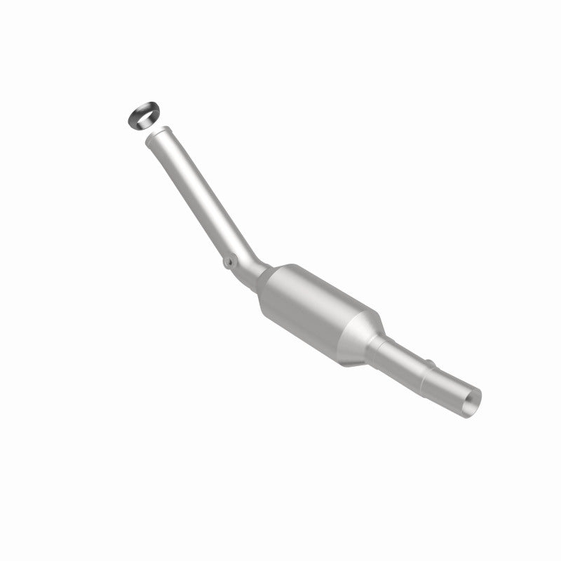 MagnaFlow OEM Grade Federal / EPA Compliant Direct-Fit Catalytic Converter 51821 360 Degree Image Set