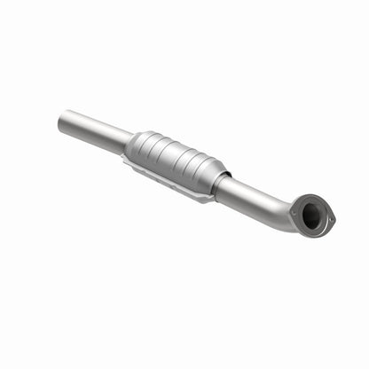 MagnaFlow Toyota RAV4 OEM Grade Federal / EPA Compliant Direct-Fit Catalytic Converter 49559 360 Degree Image Set