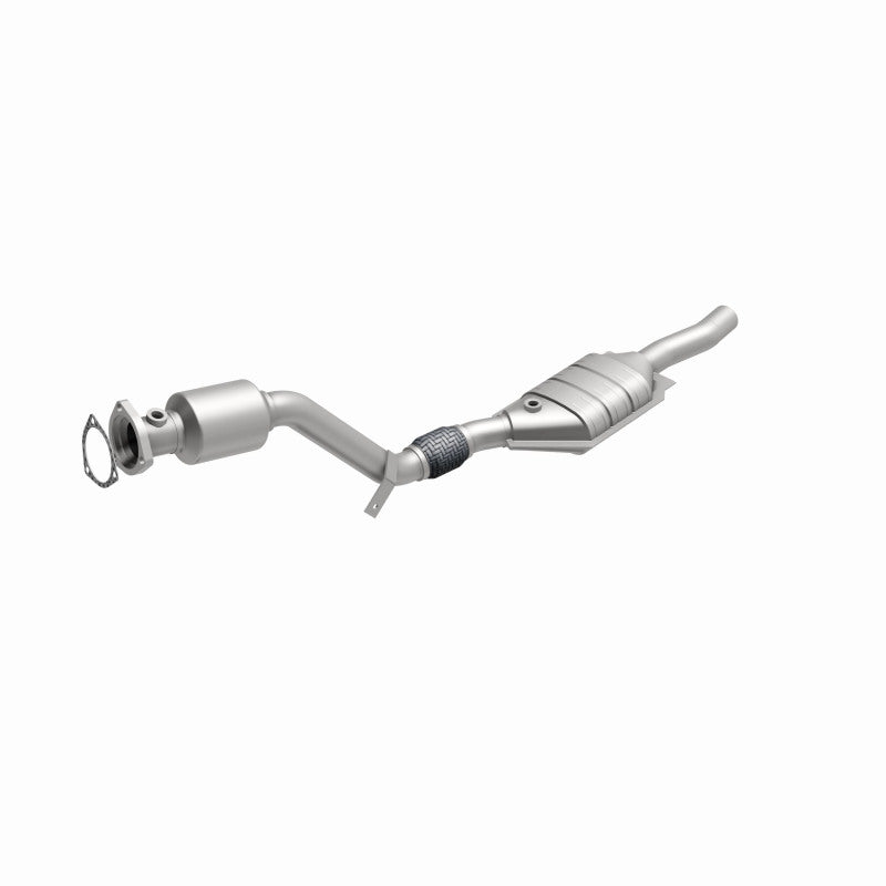 MagnaFlow OEM Grade Federal / EPA Compliant Direct-Fit Catalytic Converter 51589 360 Degree Image Set