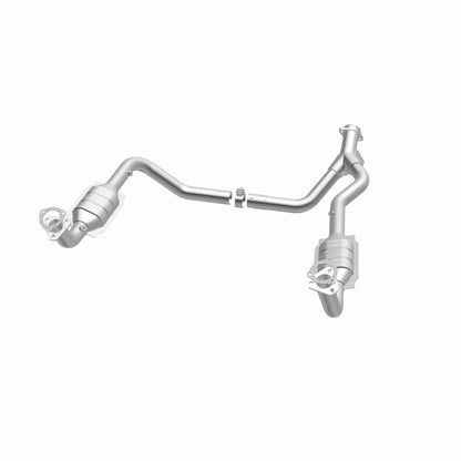 MagnaFlow Land Rover Range Rover HM Grade Federal / EPA Compliant Direct-Fit Catalytic Converter 93694 360 Degree Image Set