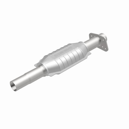 MagnaFlow Standard Grade Federal / EPA Compliant Direct-Fit Catalytic Converter 23475 360 Degree Image Set