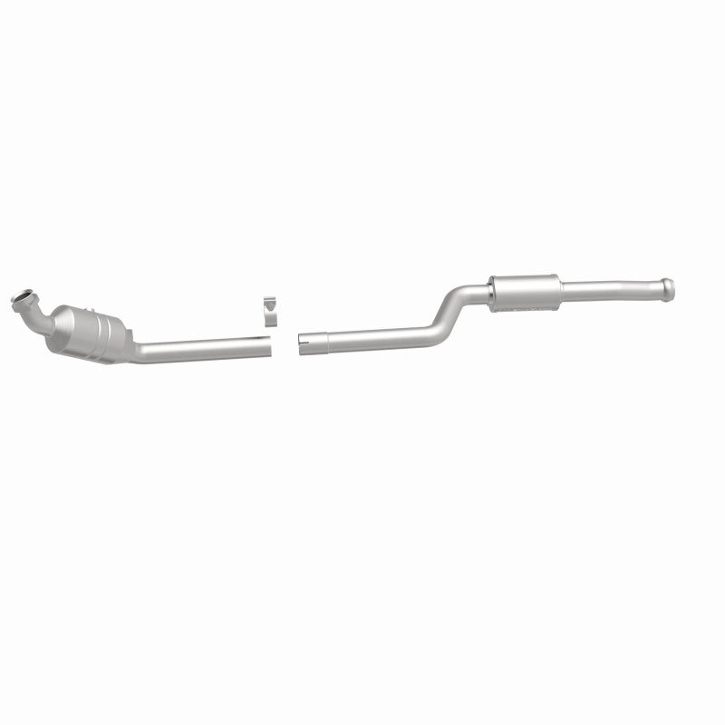 MagnaFlow Mercedes-Benz California Grade CARB Compliant Direct-Fit Catalytic Converter 5561922 360 Degree Image Set