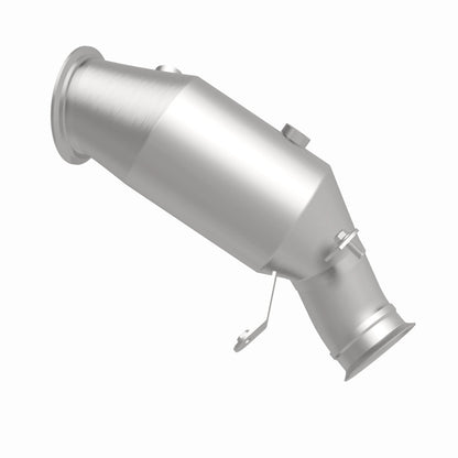 MagnaFlow BMW OEM Grade Federal / EPA Compliant Direct-Fit Catalytic Converter 52245 360 Degree Image Set