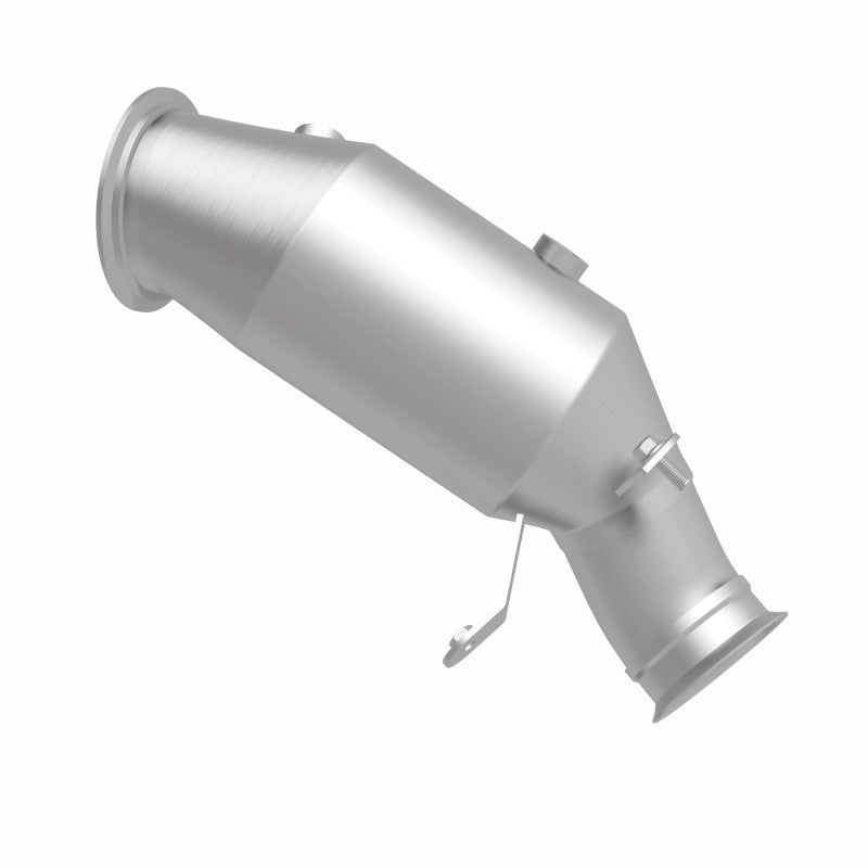 MagnaFlow 2014 BMW 335i GT xDrive 3.0L Underbody Direct Fit EPA Compliant Catalytic Converter 52245 52245 360 Degree Image Set