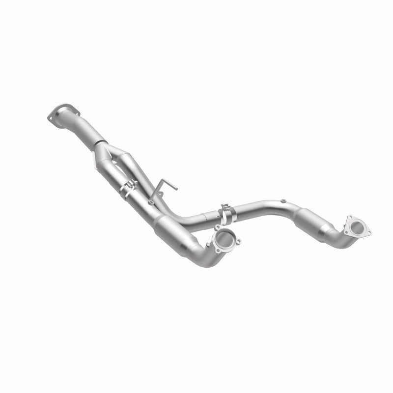 MagnaFlow California Grade CARB Compliant Direct-Fit Catalytic Converter 5551252 360 Degree Image Set