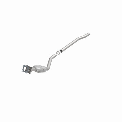 MagnaFlow OEM Grade Federal / EPA Compliant Direct-Fit Catalytic Converter 51614 360 Degree Image Set