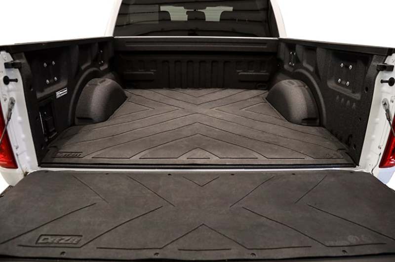 Dee Zee Deezee 19-23 Chevrolet Silverado Heavyweight Bed Mat - Custom Fit 5 1/2Ft Bed (X Pattern) DZ77019 DZ77019 User 1