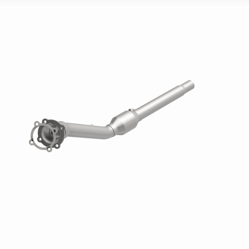 MagnaFlow Volkswagen Standard Grade Federal / EPA Compliant Direct-Fit Catalytic Converter 16426 360 Degree Image Set
