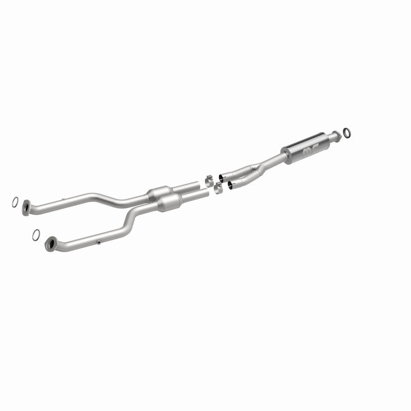 MagnaFlow Lexus GS300 HM Grade Federal / EPA Compliant Direct-Fit Catalytic Converter 24423 360 Degree Image Set