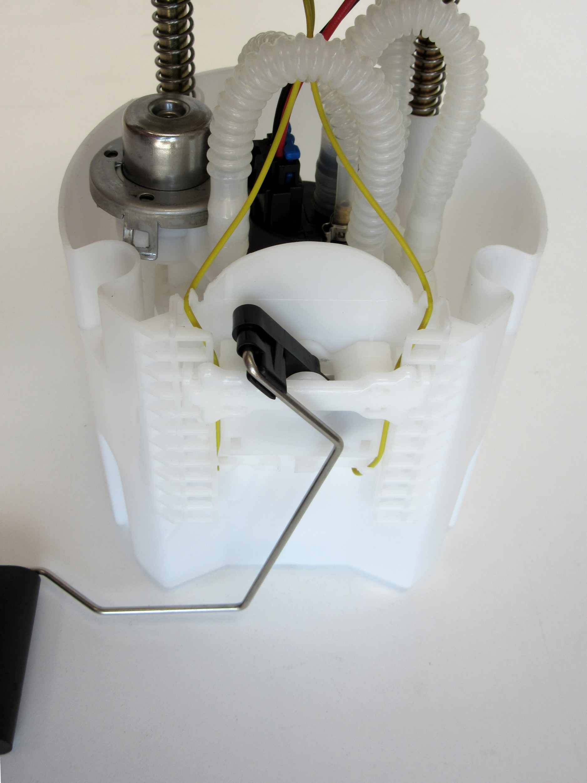 Autobest Fuel Pump Module Assembly F2717A