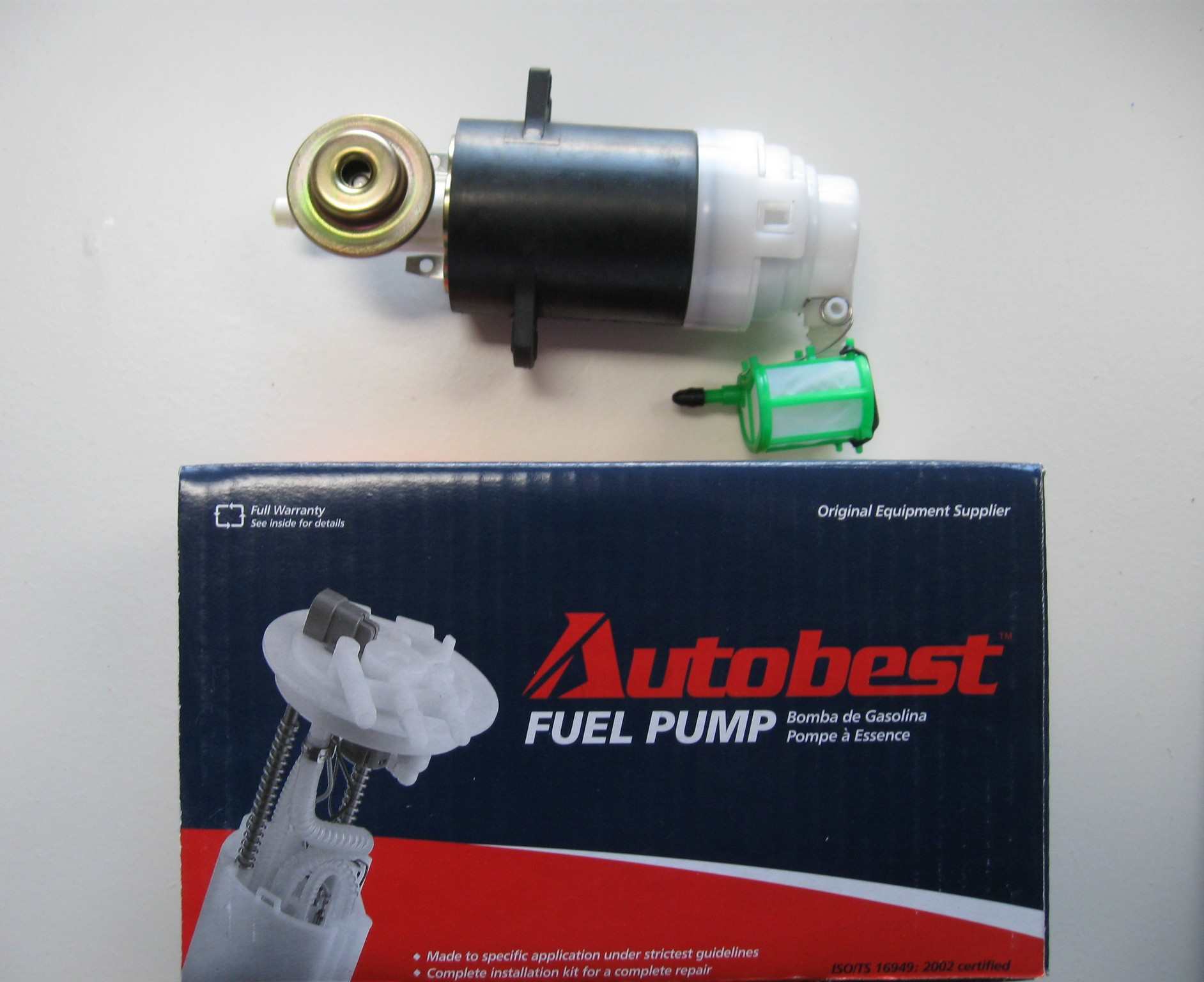 Autobest Fuel Pump and Strainer Set F4387