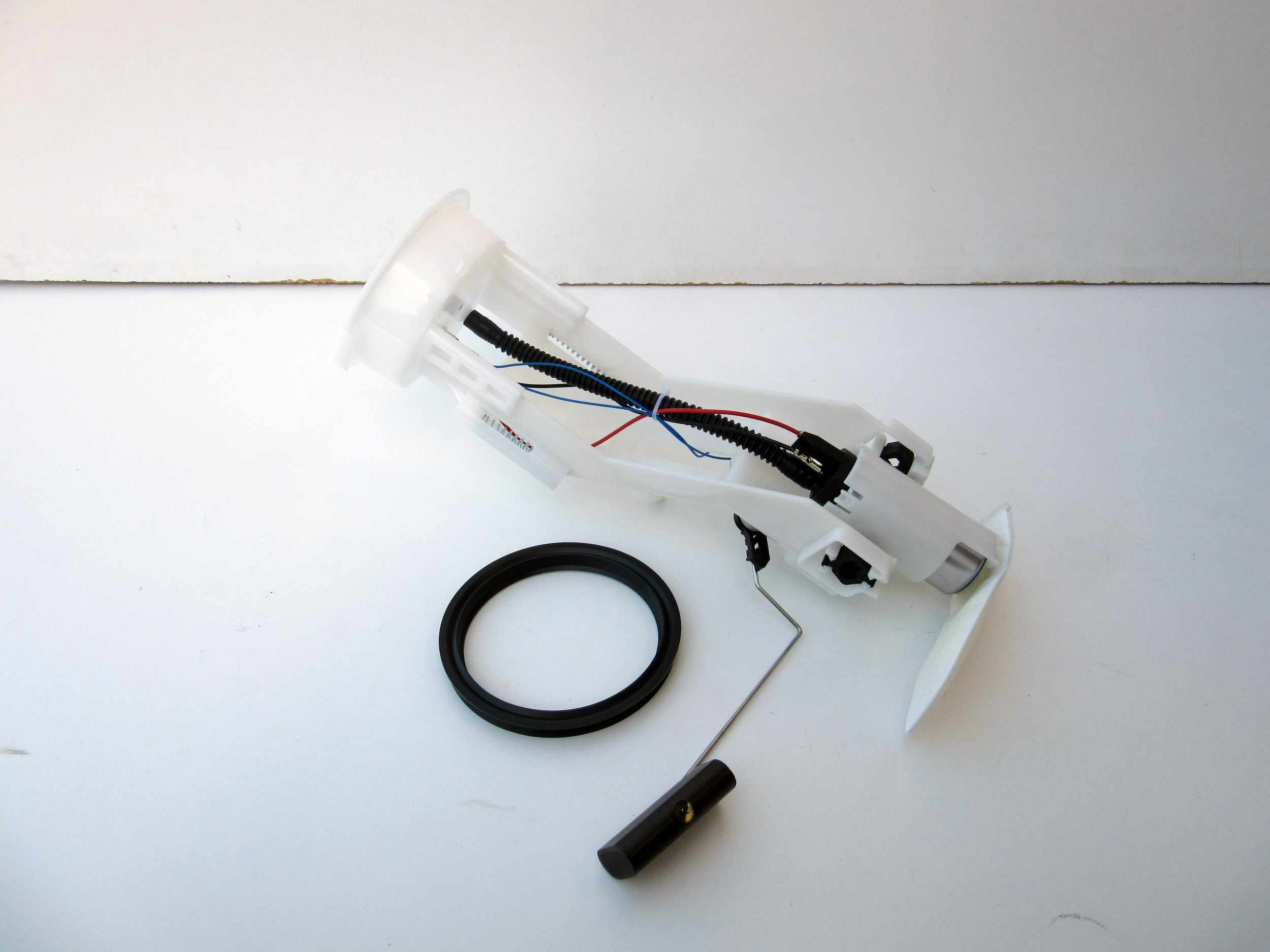 Autobest Fuel Pump Module Assembly F4423A