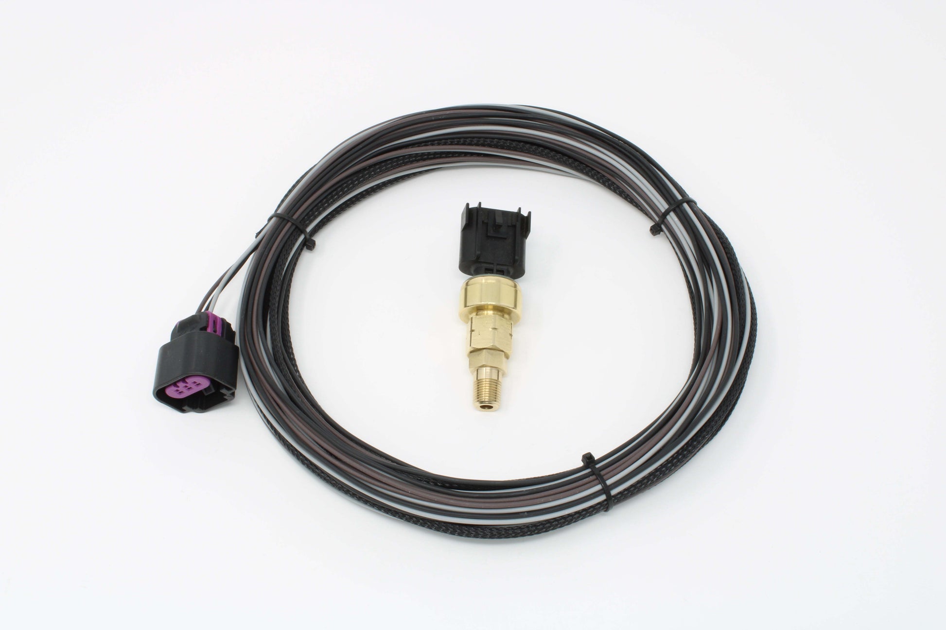 AEROMOTIVE Sensor Fuel Pressure 100psi w/1/8-MNPT Adp Air and Fuel Fuel Injection Systems and Components - Electronic main image