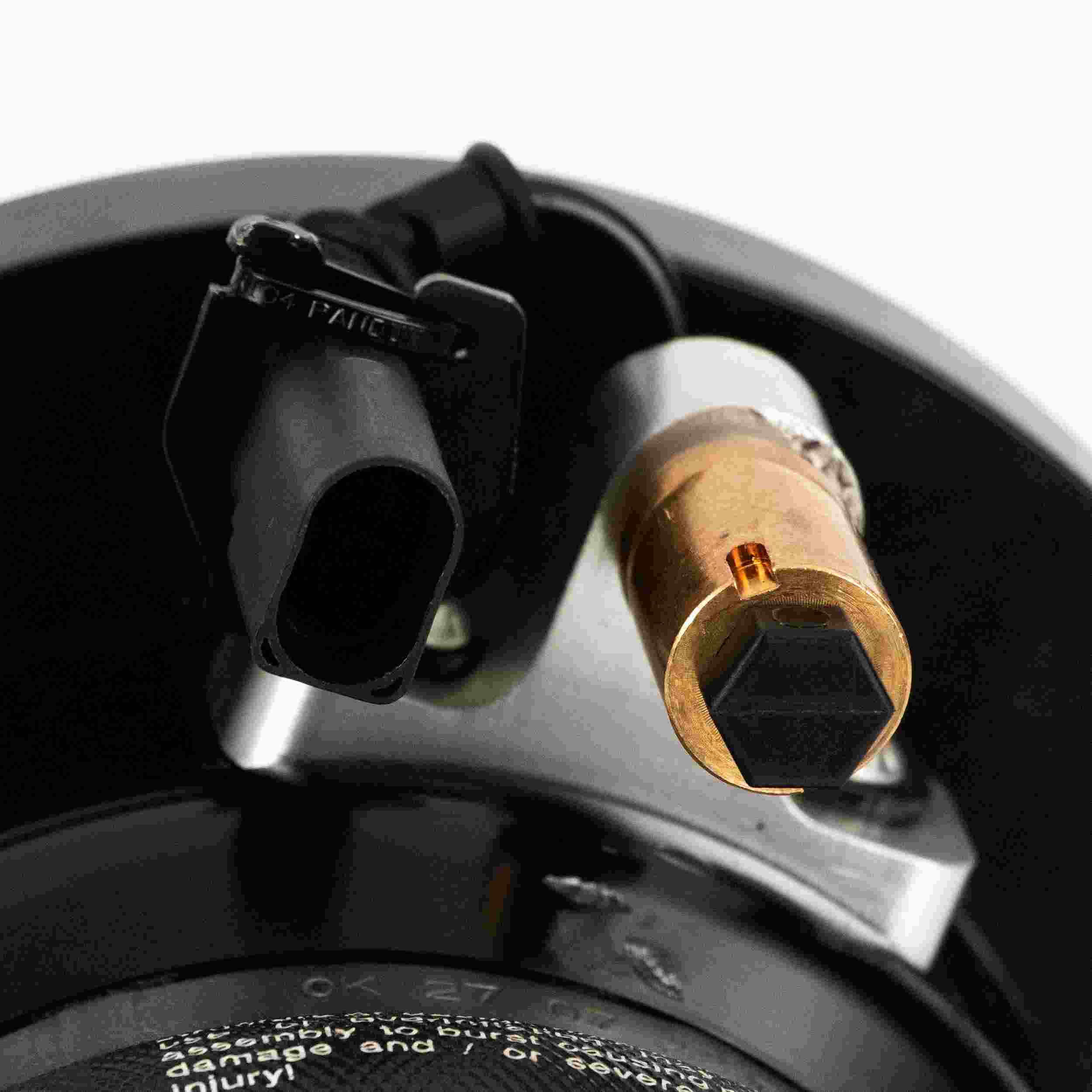 Arnott Industries Air Suspension Strut ASE-3631