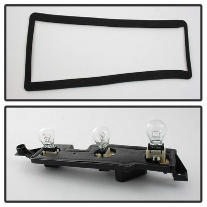 SPYDER xTune 92-99 Chevy/GMC Suburban Tail Light w/Circuit Board - OEM (ALT-JH-CCK88-OECB-RC) 9040832