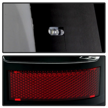 SPYDER xTune 99-02 Chevy Silverado 1500 Light Bar Style LED Tail Lights - Black (ALT-JH-CS99-LBLED-BK) 9036798