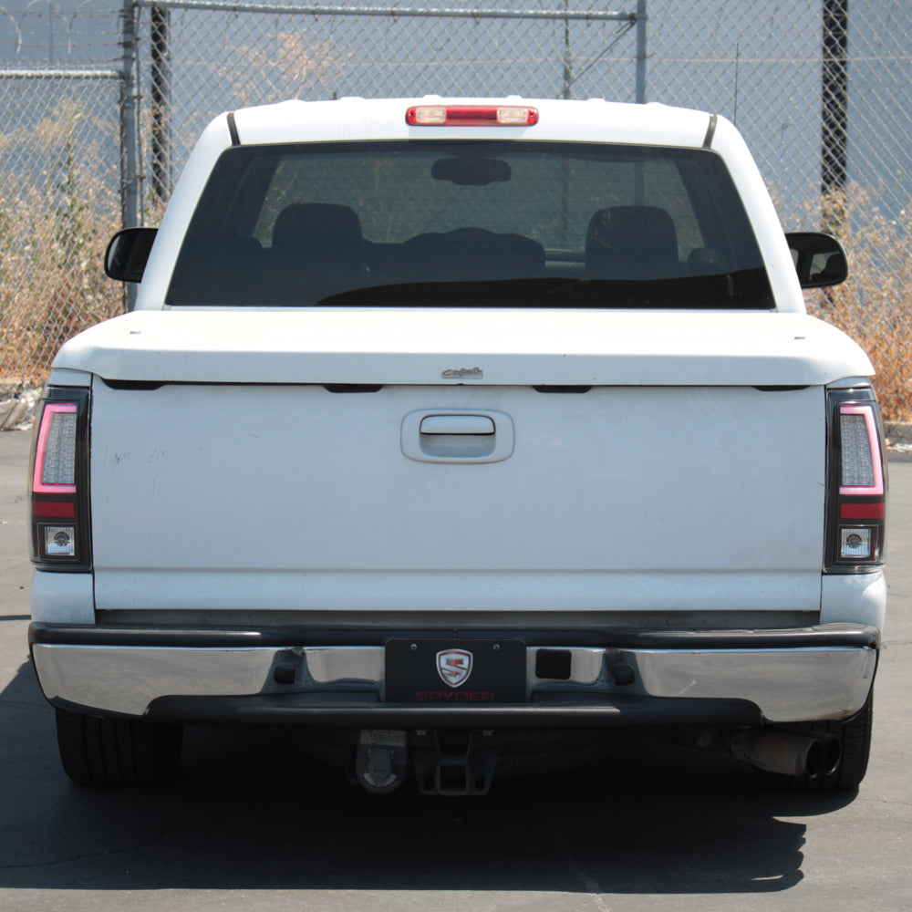 Spyder Chevy Silverado 1500/2500 03-06 Version 2 LED Tail Lights - Black ALT-YD-CS03V2-LED-BK 5081919