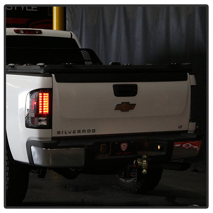 Spyder Chevy Silverado 07-13 LED Tail Lights Blk ALT-YD-CS07-LED-BK 5001771