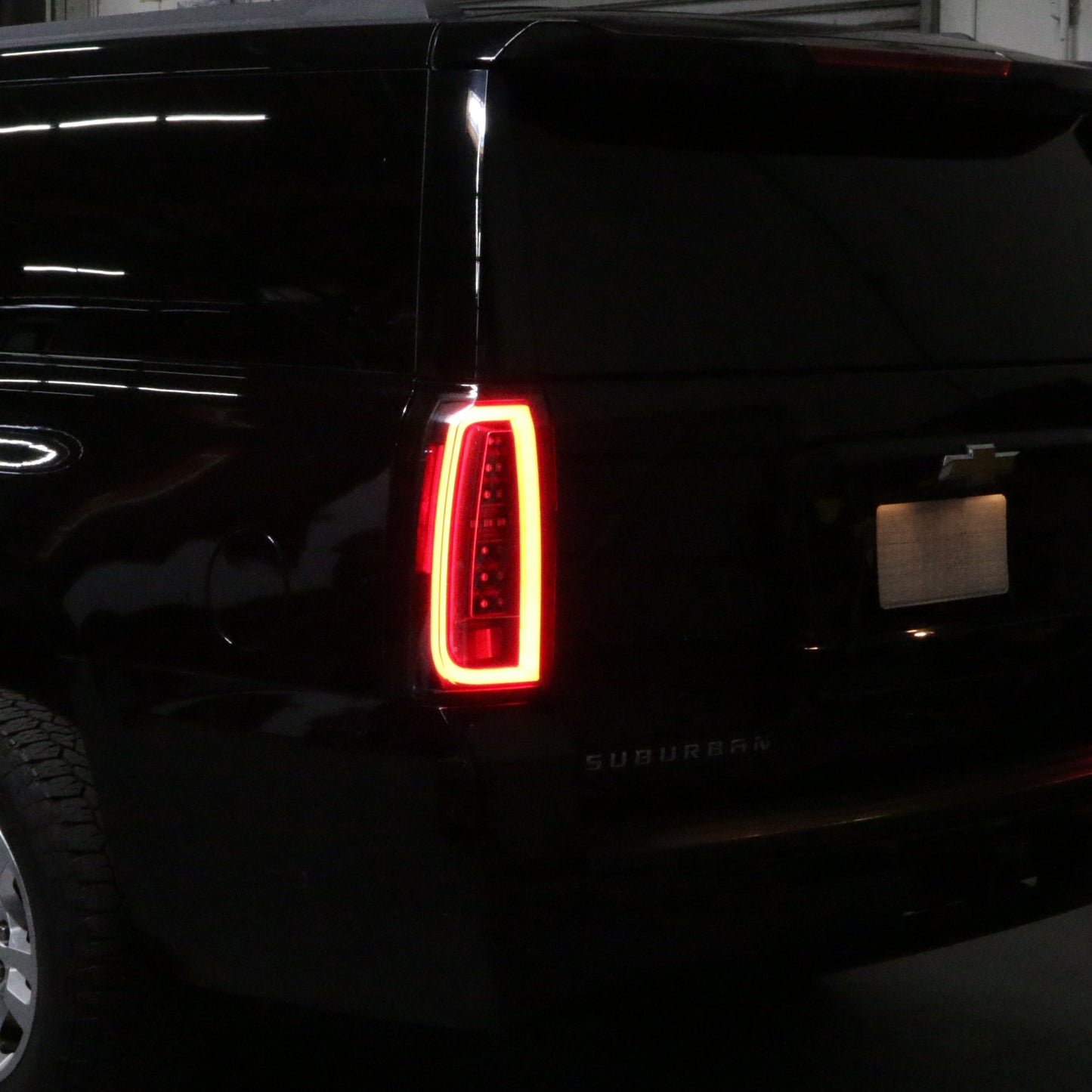 Spyder Chevy Tahoe / Suburban 15-17 Light Bar LED Tail Lights - Black (ALT-YD-CTA15-LED-BK) 5084583