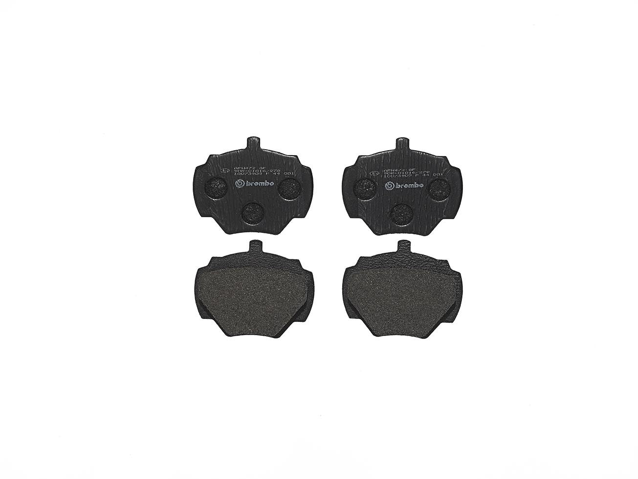 Brembo OE Brembo 94-95 Land Rover Defender 90/94-99 Discovery Rear Premium Low-Met OE Equivalent Pad P44001