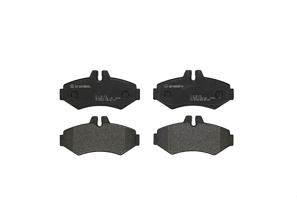 Brembo OE Brembo 03-06 Dodge Sprinter 2500/03-04 Mercedes-Benz G55 AMG Rear Premium Low-Met OE Equivalent Pad P50020
