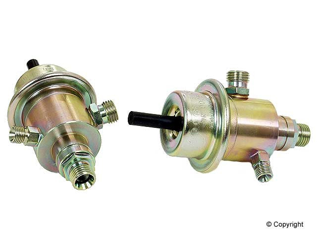 Bosch Fuel Injection Pressure Regulator 0438161013