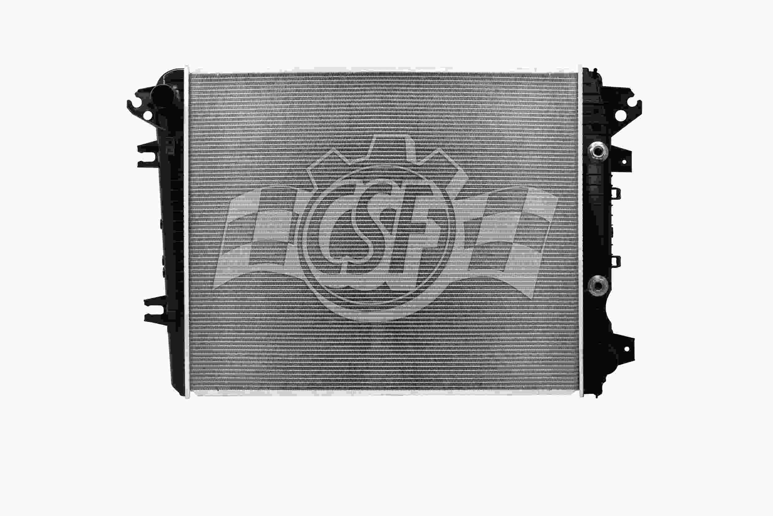 CSF 17-19 Chevrolet Silverado 2500HD 6.6L OEM Plastic Radiator 3843