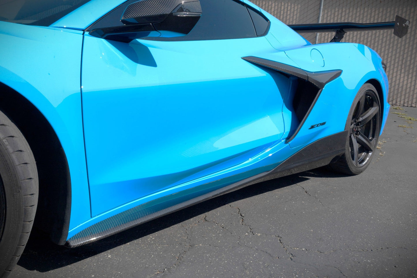 APR Chevrolet Corvette C8 Z06/ E Ray/ ZR1 Carbon Fiber Side Rocker Extensi