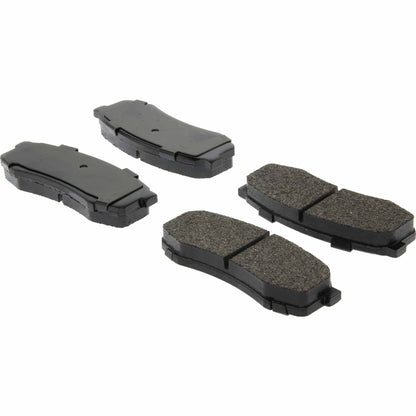 Centric Parts Disc Brake Pad Set with Semi-Metallic Friction for Heavy Duty Applications 106.06060