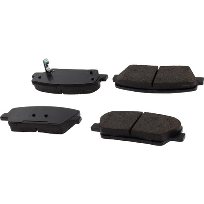 StopTech  Street Select Brake Pads With Hardware