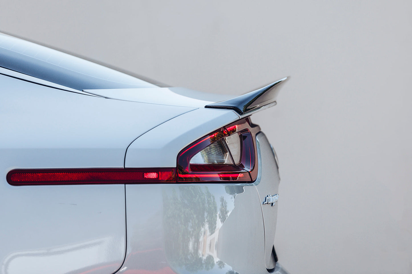 ARK 2018-2023 Kia Stinger Carbon Fiber Rear Spoiler A-Style (Clearance Item)