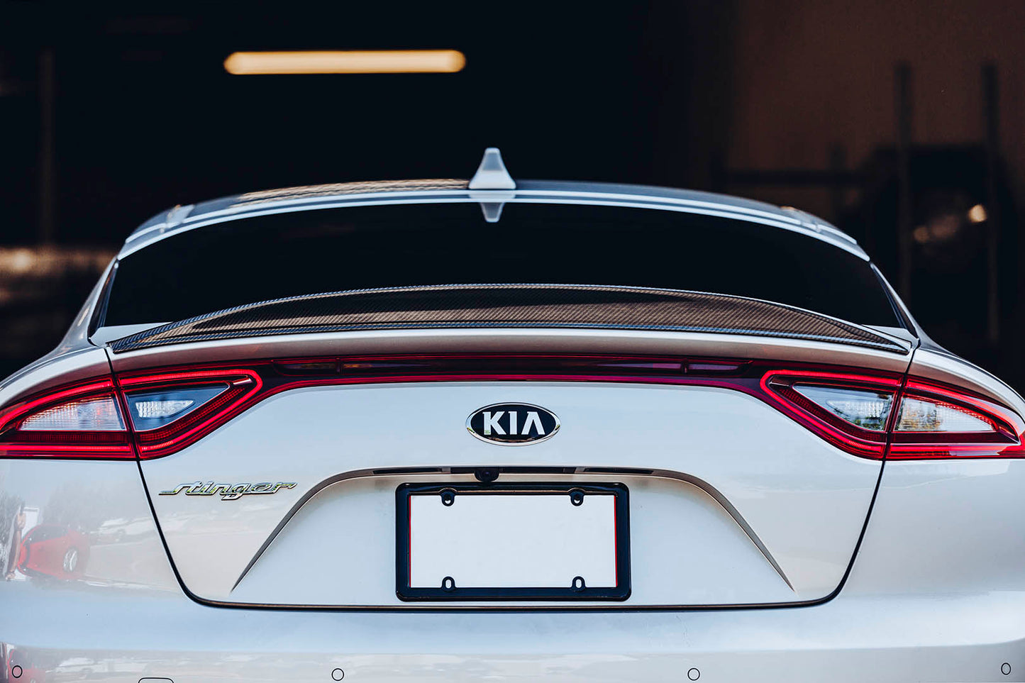 ARK 2018-2023 Kia Stinger Carbon Fiber Rear Spoiler A-Style