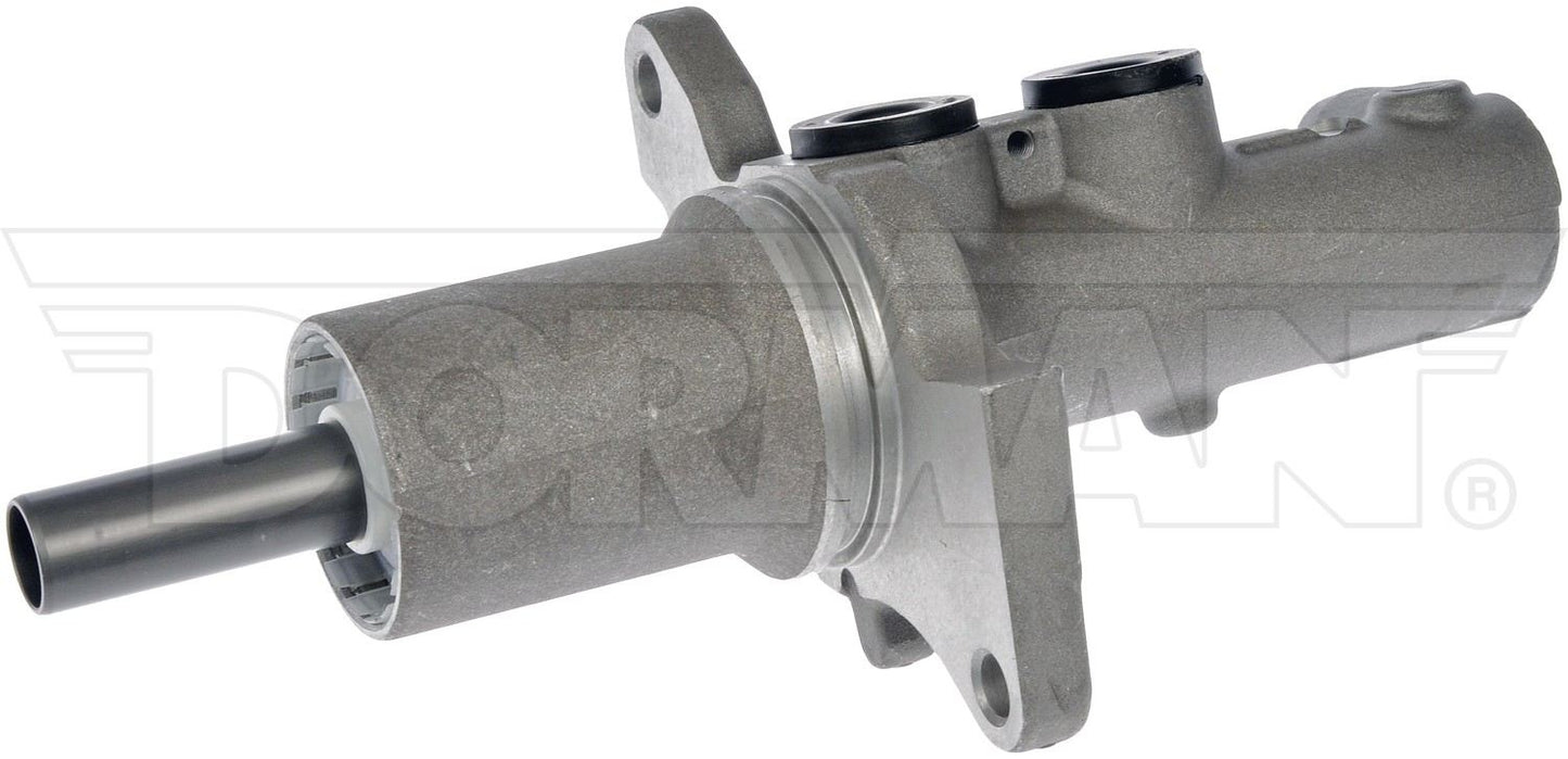 Dorman - First Stop Brake Master Cylinder for Freightliner 2019-10 and Mercedes-Benz 2013-10 M630858