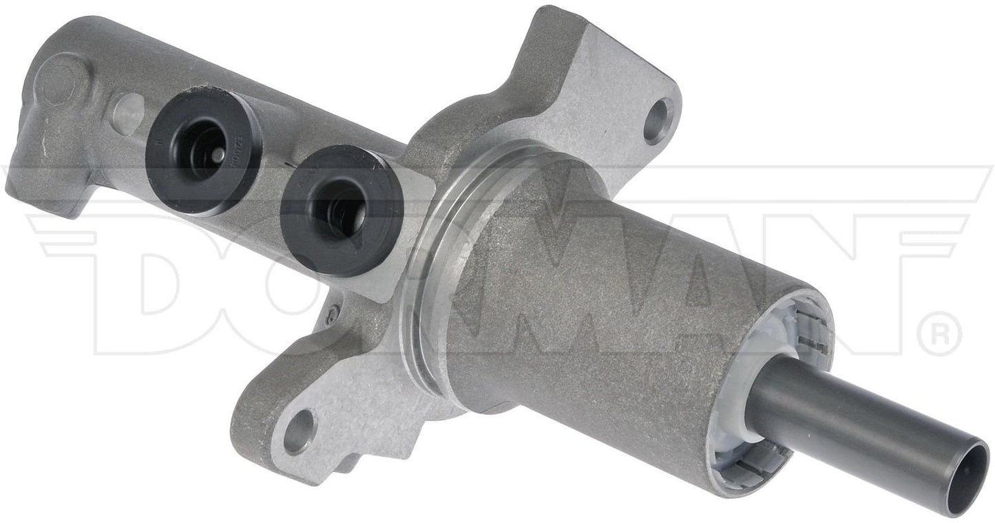 Dorman - First Stop Brake Master Cylinder for Freightliner 2019-10 and Mercedes-Benz 2013-10 M630858