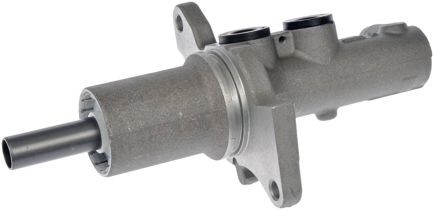 Dorman - First Stop Brake Master Cylinder for Freightliner 2019-10 and Mercedes-Benz 2013-10 M630858
