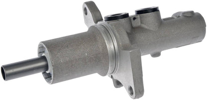 Dorman - First Stop Brake Master Cylinder for Freightliner 2019-10 and Mercedes-Benz 2013-10 M630858