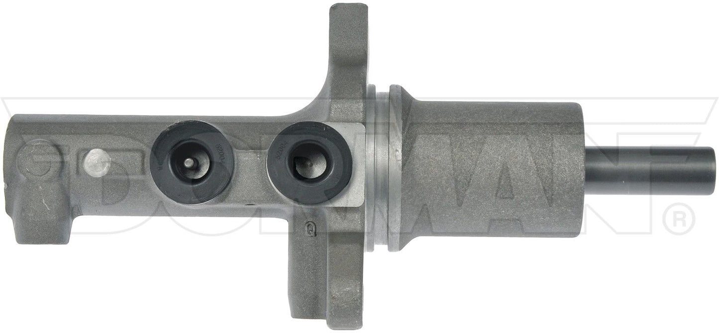 Dorman - First Stop Brake Master Cylinder for Freightliner 2019-10 and Mercedes-Benz 2013-10 M630858