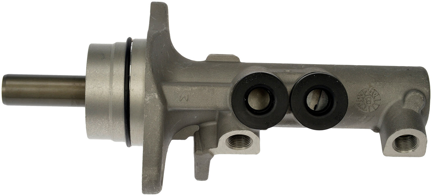 Dorman - First Stop Brake Master Cylinder M631063 image 2