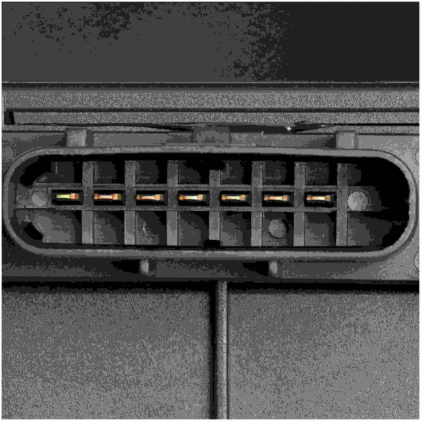 Delphi Mass Air Flow Sensor AF10323