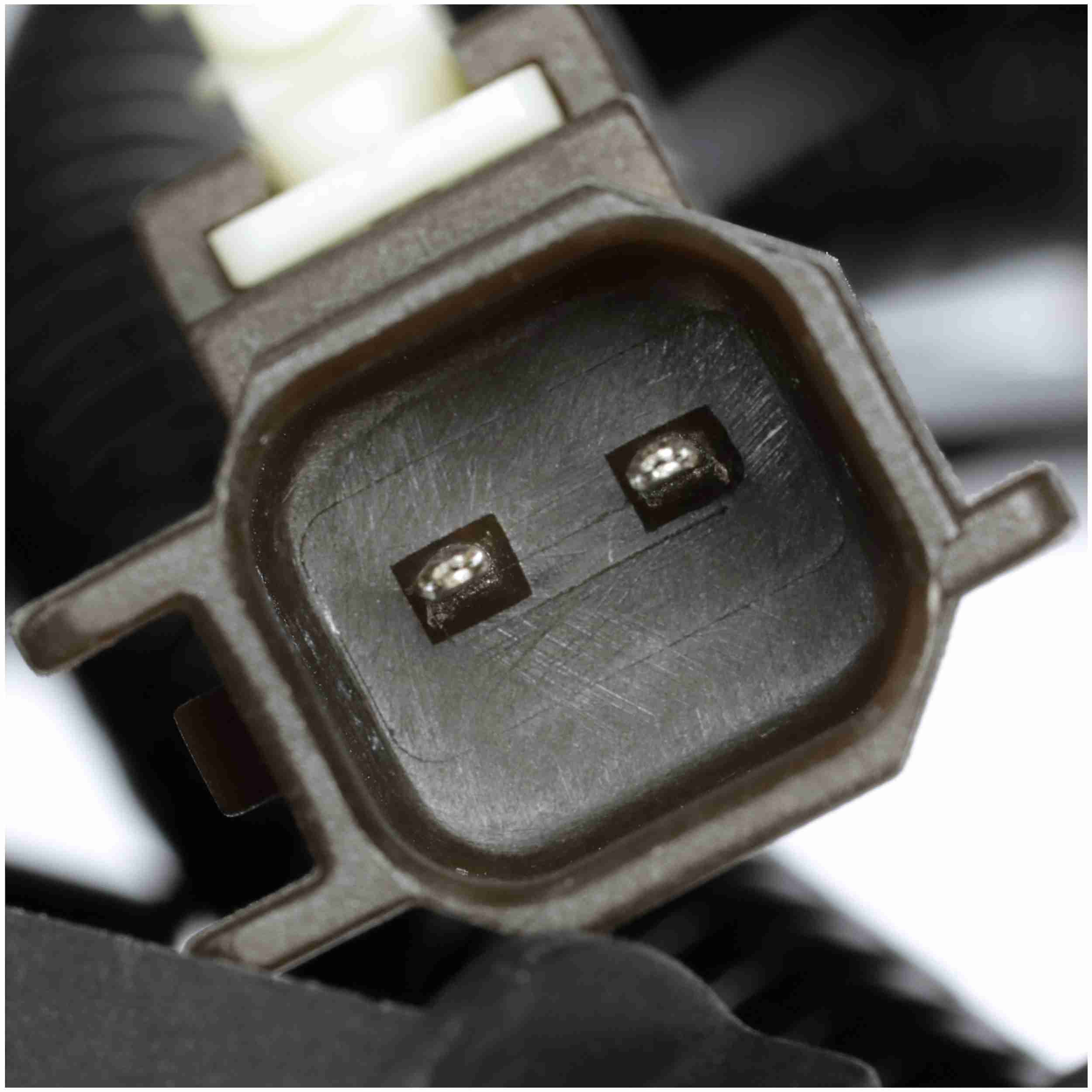 Delphi ABS Wheel Speed Sensor SS11709